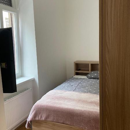 Tiny Twix Room In The City Centre Ljubljana Exterior photo